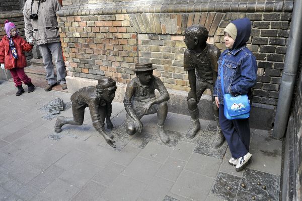 Idegenvezők Világnapja