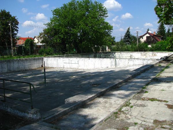 Rákoscsaba-Újtelepi Strand medence ma